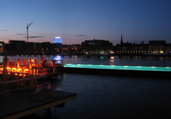 badeschiff-yöpanorama-crop